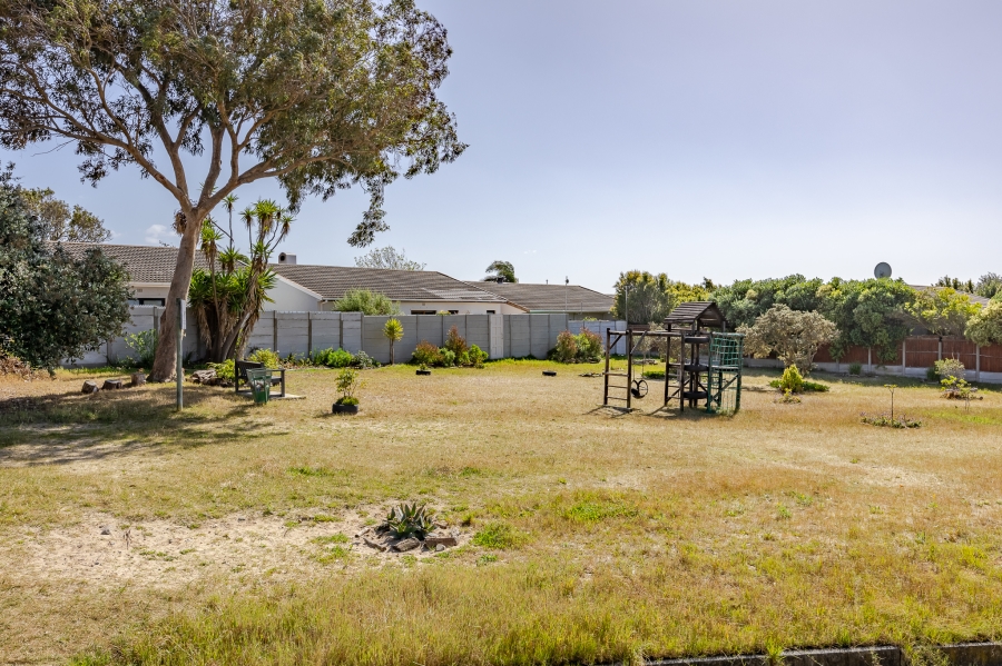 2 Bedroom Property for Sale in Lakeside Western Cape